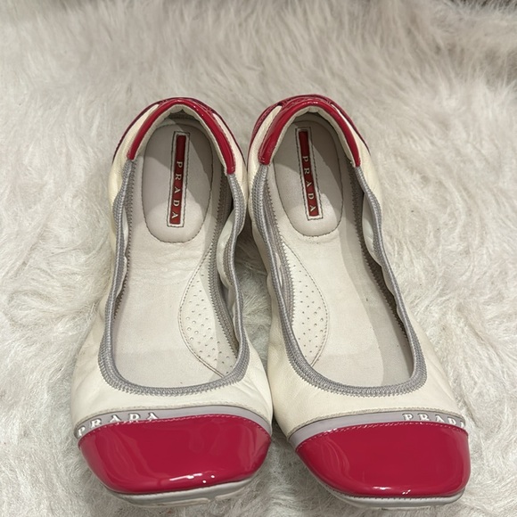 Prada Deep Pink /WhiteLeather Balle Shoe size 39EU pre-owned. - Picture 2 of 7